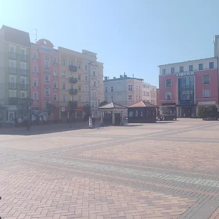 Апартаменты Z Widokiem Na Rynek Хойнице