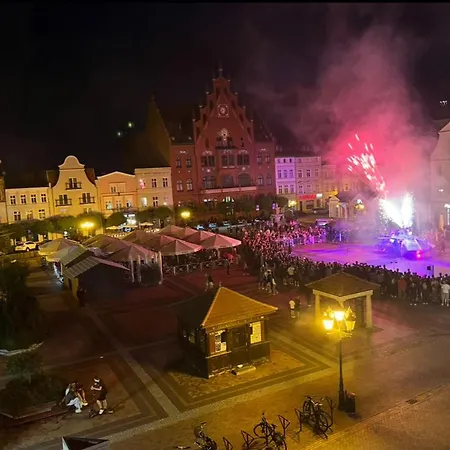 Z Widokiem Na Rynek * Chojnice